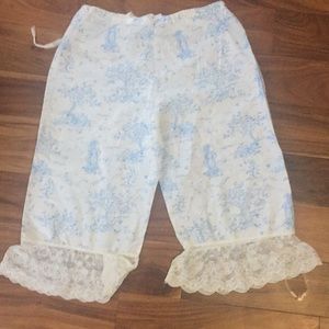 100% lightweight cotton lounge pants